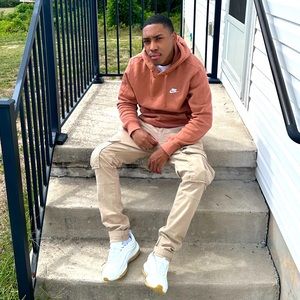 Meet your Posher, John